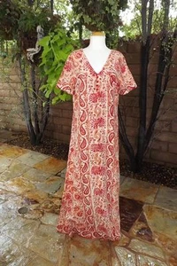 VINTAGE INDIAN COTTON 70's DRESS......Auth. 70's TAPESTRY Hippie Woodstock Boho - Picture 1 of 1