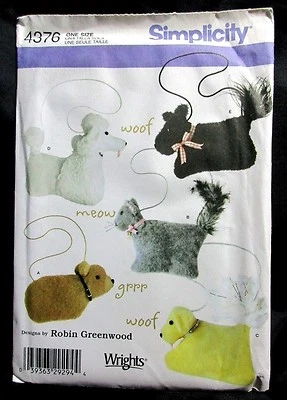 Simplicity Pattern 4376 Animal Bags 5 Styles Uncut 2005 - Image 1 of 3