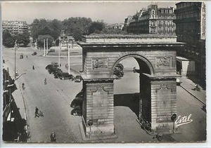 CP 21 Côte-d'Or - Dijon - La Porte Guillaume et la Place Darcy - Picture 1 of 2