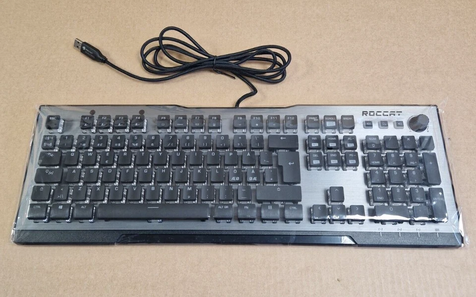 Roccat Gaming keyboard Vulcan 100 - Image 1 of 4