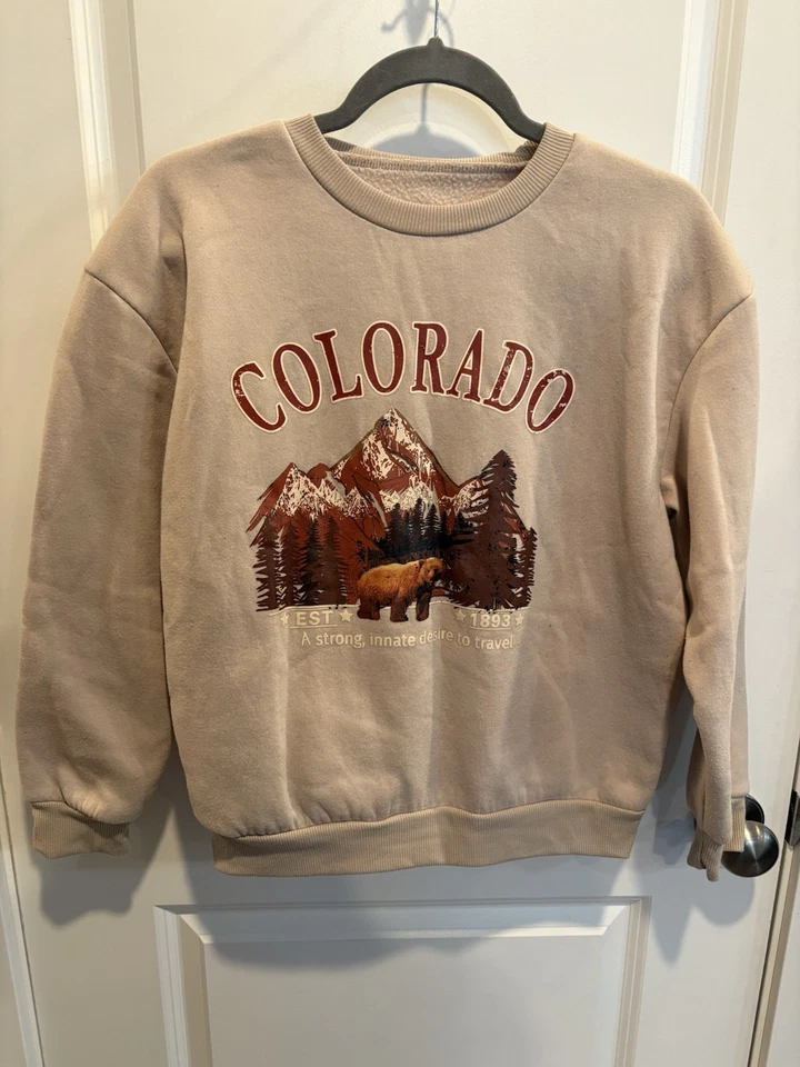 Sudadera Colorado Mujer Mediana Beige Gráfico Montaña Cuello Redondo Pullover Foto 1 de 4