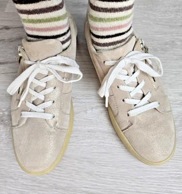 Paul Green | Zapatillas bajas de diseño Carla de cuero tostado metálico | WMS 8 Foto 1 de 4