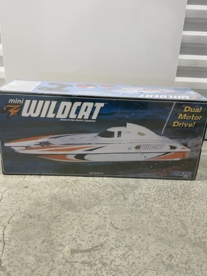 Aquacraft Mini WILDCAT DUAL MOTOR DRIVE New Sealed - Image 1 of 4