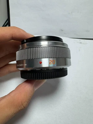Panasonic LUMIX G 20mm f1.7 II ASPH Lens (Silver) for Micro Four Thirds - Image 1 of 4