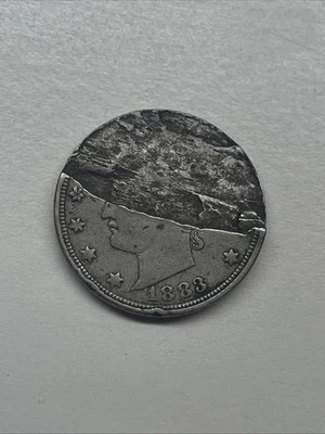 1883 Liberty V Nickel 5C Error Coin Lamination / Split Planchet Crack - Image 1 of 4