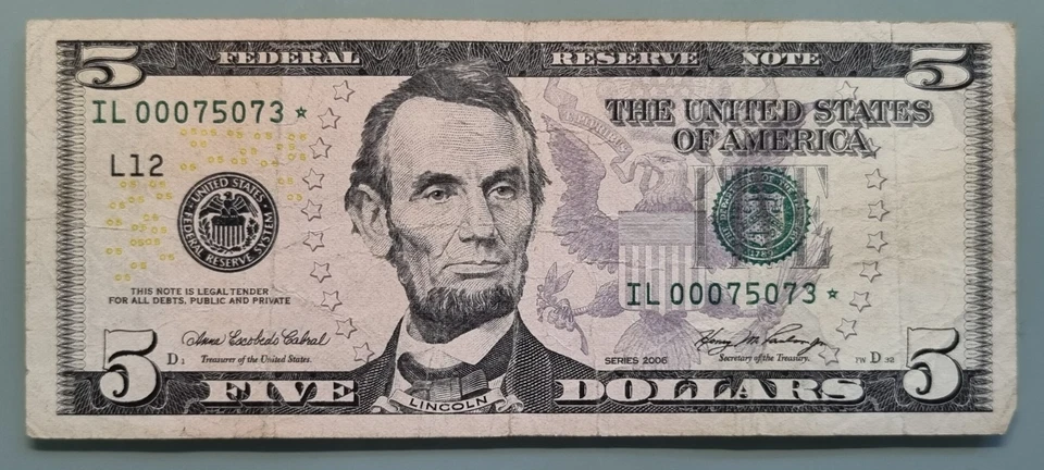 2006 Five Dollar Federal Reserve Note $5 STAR NOTE Circulated #96482 - Image 1 of 2