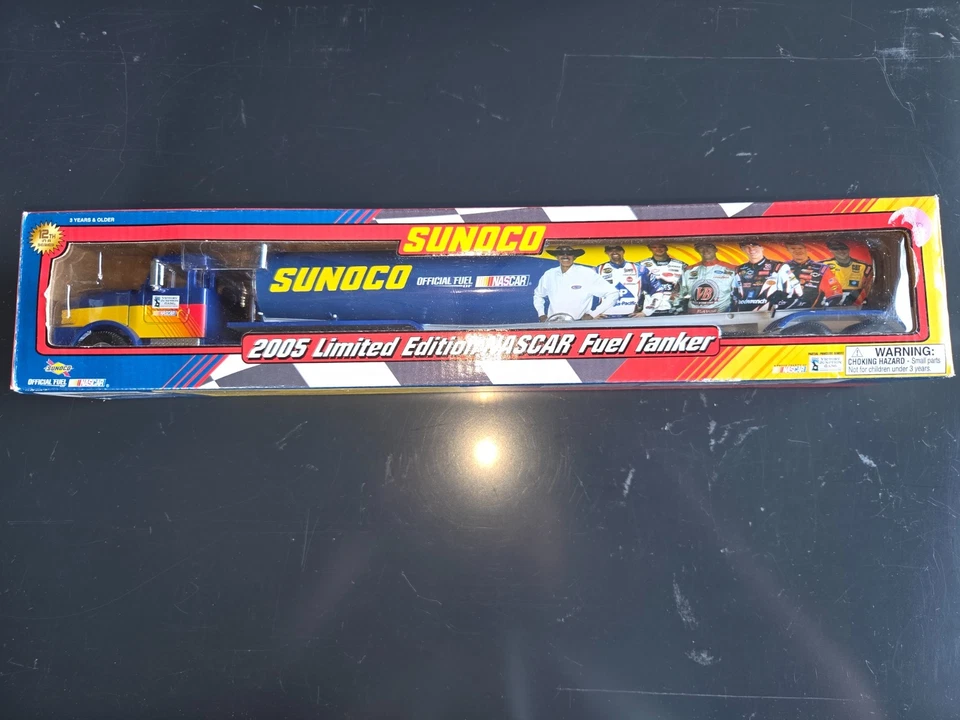 Sunoco NASCAR 2005 edición limitada petrolero en caja original Foto 1 de 4