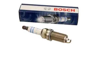 NEW OEM GENUINE SPARK PLUG Bosch Double Platinum FR7SPP302U 0242236653 - Picture 1 of 1