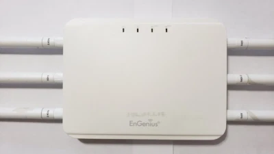 EnGenius Wireless AC 1750 Indoor Access Point/Bridge ECB1750 W/ Power Cord - Image 1 of 3