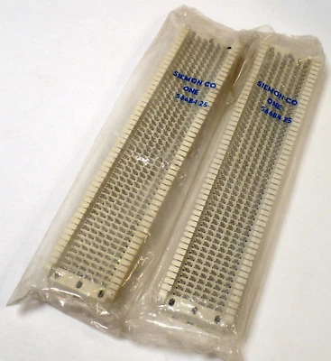 LOT OF 2 SIEMON COMPANY 566B4-25 CLIP DESIGN BLOCKS 6X30, UNUSED, NOS - Image 1 of 2