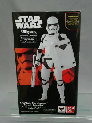 S.H.Figuarts Star Wars First Order Stormtrooper Shield & Baton Set Bandai - Image 1 of 4