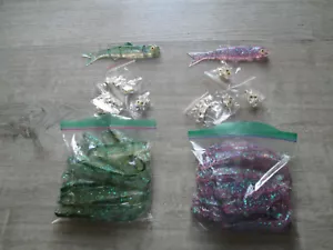LOT OF 20 BANJO MINNOWS 5.5'' 10 TEAL WITH SPARKLES 10 PINK WITH SPARKLES 20 EYE - Picture 1 of 6