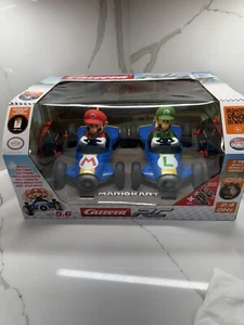 Coches Carrera RC Mario Kart Mach 8 Mario y Luigi RC escala 1:18, paquete de 2 - Imagen 1 de 10