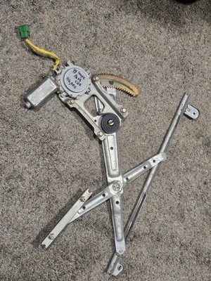 1998 - 2001 年斯巴鲁 Impreza 2.5RS 2 门乘客轿跑车窗电机和调节器 — 第 1/4 张图片