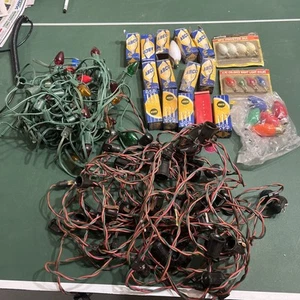 Vintage New Christmas Light Lot 28 Bulbs Sterling Abco Bryco 2 Strands 70 80’s - Picture 1 of 12