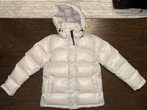 Women’s Small The Super Puff TNA Aritzia Shiny Ivory White Hooded Down Jacket - Picture 1 of 16