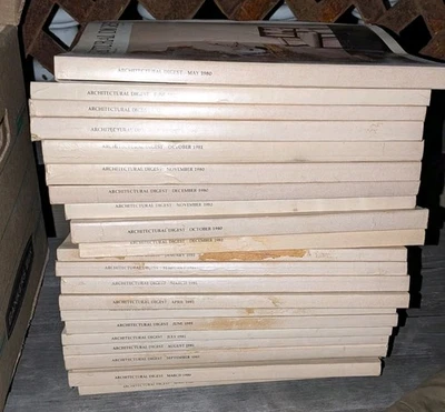 BiG LoT of 22 ARCHITECTURAL DIGEST MAGAZINE VinTagE 1980's - Image 1 of 2