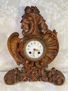 Reloj de pared Selva Negra caja de madera con pergaminos, flores, conchas y tallas de alas - Imagen 1 de 12