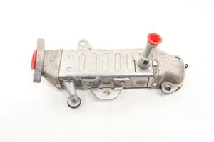 Jeep Wrangler 2018-2022 2,0 L EGR ENFRIADOR DE VÁLVULA DE ESCAPE OEM 05281546AB - Imagen 1 de 13