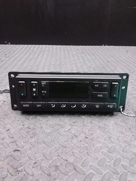 Ford Explorer 2006-2010 aire acondicionado calefacción control de temperatura delantero, tablero, automático Foto 1 de 4