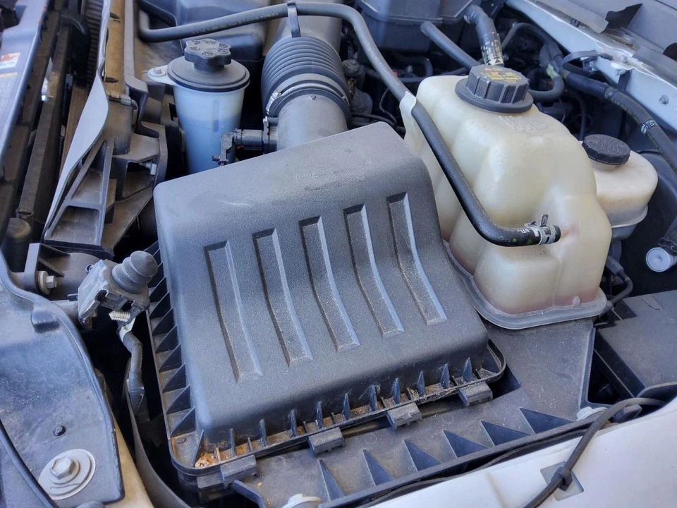 Purificador de aire 6,2 L para camioneta Ford F250SD 11-16 562878 Foto 1 de 1