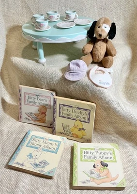 AMERICAN GIRL Bitty Baby cachorro articulado perro 4 tablero pequeño libros platos de mesa Foto 1 de 4