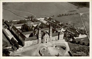 Postkarte Kirchen Bauwerk ~1940 Kloster Kirche EINSIEDELN Fliegeraufnahme Suisse - Picture 1 of 2