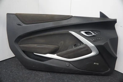 Panel de moldura de puerta del conductor delantero izquierdo negro Bose 84557730 Chevrolet Camaro ZL1 2018 Foto 1 de 4