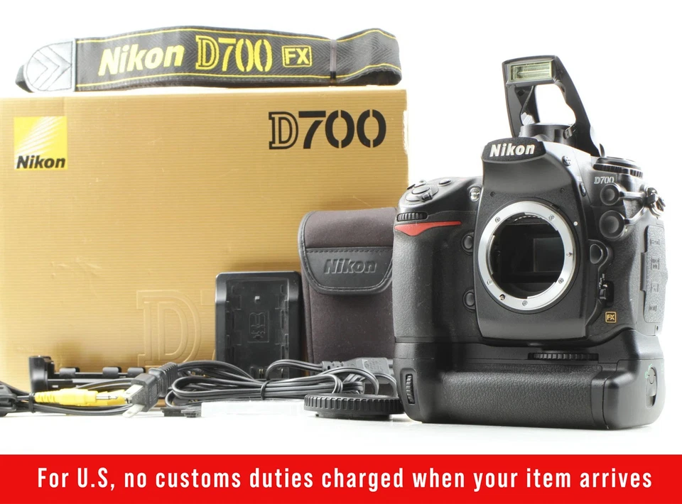Nikon D700 *Battery Grip MB-D10* 12.1 MP Full Frame DSLR Camera From JAPAN - Image 1 of 4