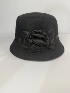 Cappello donna nero stile derby moda chiesa con fiori e nastro - Foto 1 di 10