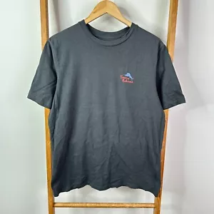 Tommy Bahama Shirt Mens Small Grey Parrot Gulp Fiction Graphic Tee Short Sleeve - Picture 1 of 8
