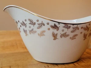 Vintage Alfred Meakin White Gold Trim Gravy Boat • Gold Pine Cone Pattern - Picture 1 of 8