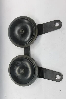 DOUBLE HORN ASSY 27003-1066 1982 Kawasaki Spectre KZ750N - Image 1 of 4