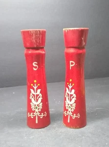 Antique red wooden salt and pepper shakers  decorative folk art Made In Japan - Picture 1 of 9