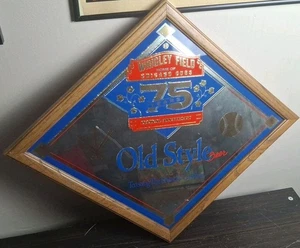 LETRERO DE CERVEZA VINTAGE WRIGLEY FIELD CHICAGO CUBS ESTILO ANTIGUO 24" X 20 - Imagen 1 de 4