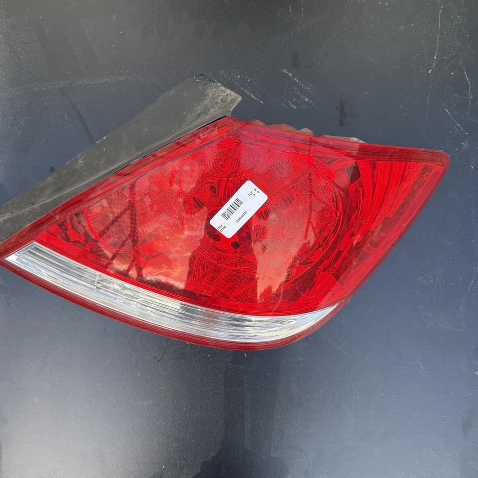 JDM Acura RL Tail Lights Taillights Pair 2005-2008  - Image 1 of 4