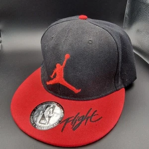 Air Jordan Flight Hat Herren Schwarz Rot Jumpman Snap Back Cap  - Bild 1 von 9