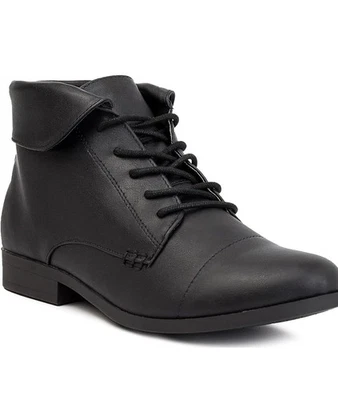 London fog Womens sz 8.5 Chrissy Ankle Boot Ladies Lace Up Bootie w/ Collar - Image 1 of 4