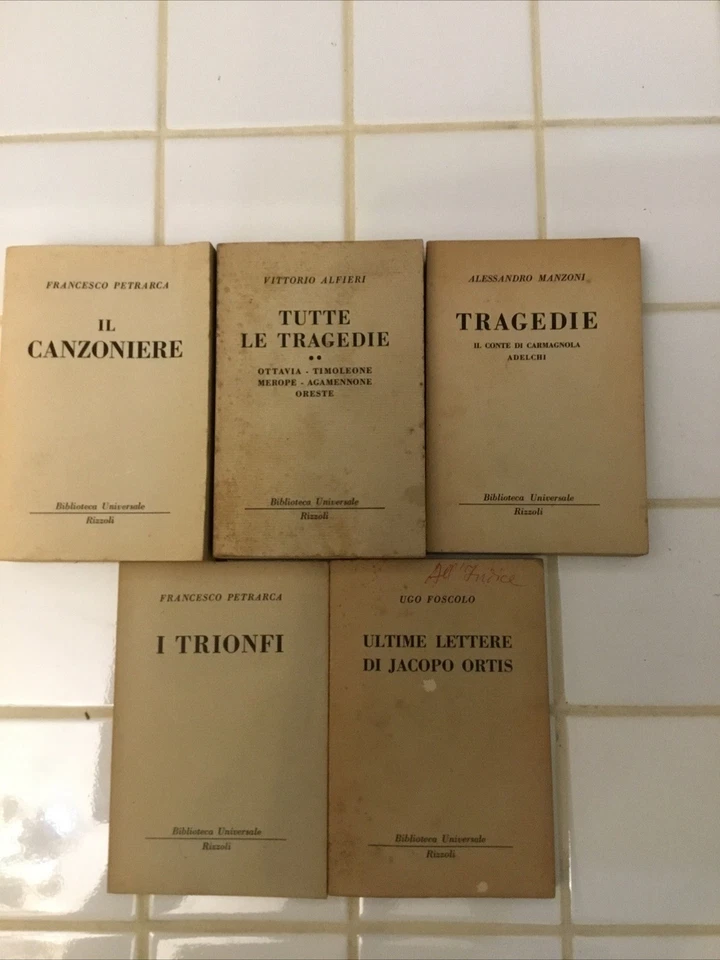 Petrarca,Alfieri,Manzoni,Foscolo, Lotto 5 Libri BUR Biblioteca , Come Da Foto - Immagine 1 di 1