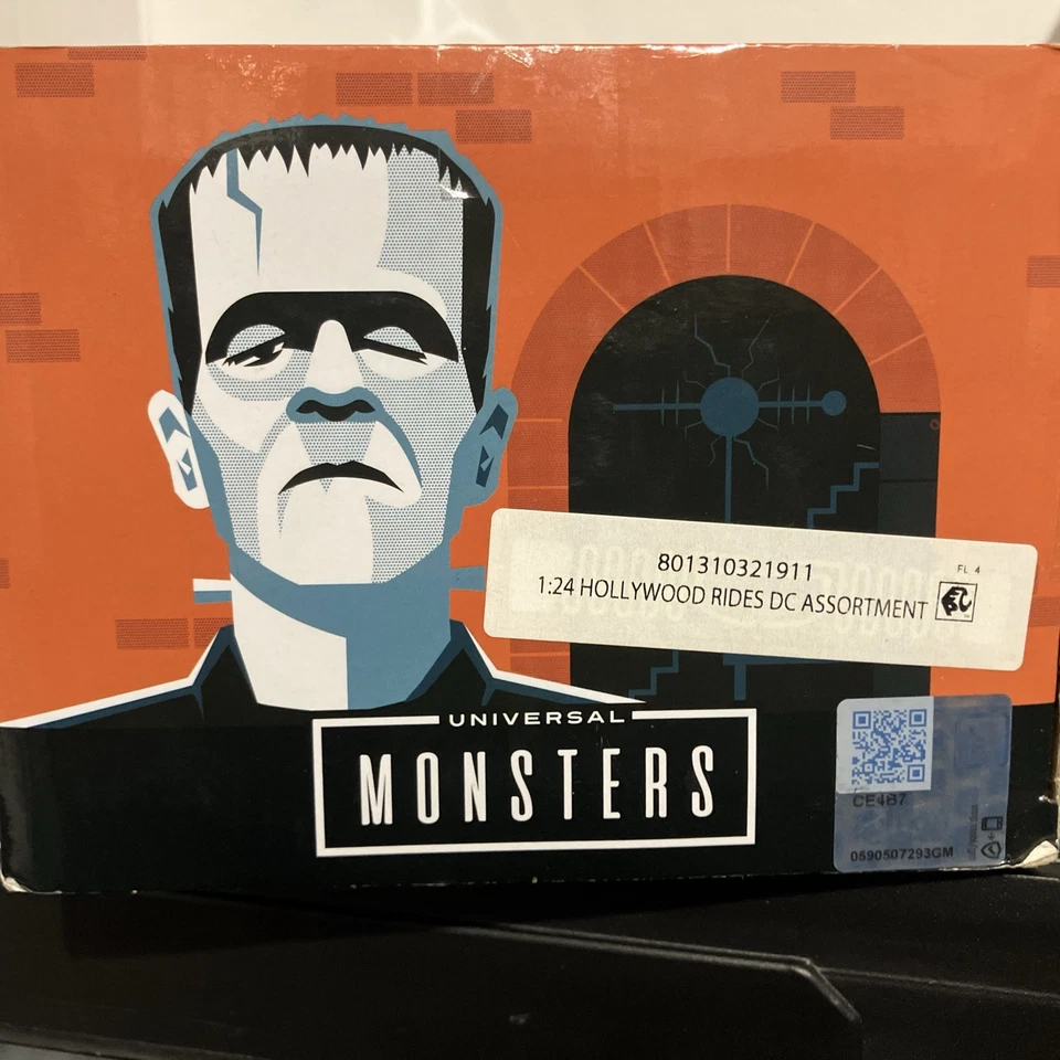 Jada Metals Die Cast FRANKENSTEIN & 1957 Chevy SUBURBAN 1:24 UNIIVERSAL MONSTERS - Image 1 of 4