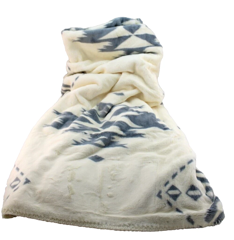 New PENDLETON Birch Tree 50"x70" Ivory /Gray Native Detail Comfort Throw Blanket - Image 1 of 4