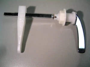 160mm LONG SPINDLE CISTERN LEVER CHROME PLATED WITH LIFT-ARM ASSEMBLY  - Picture 1 of 1