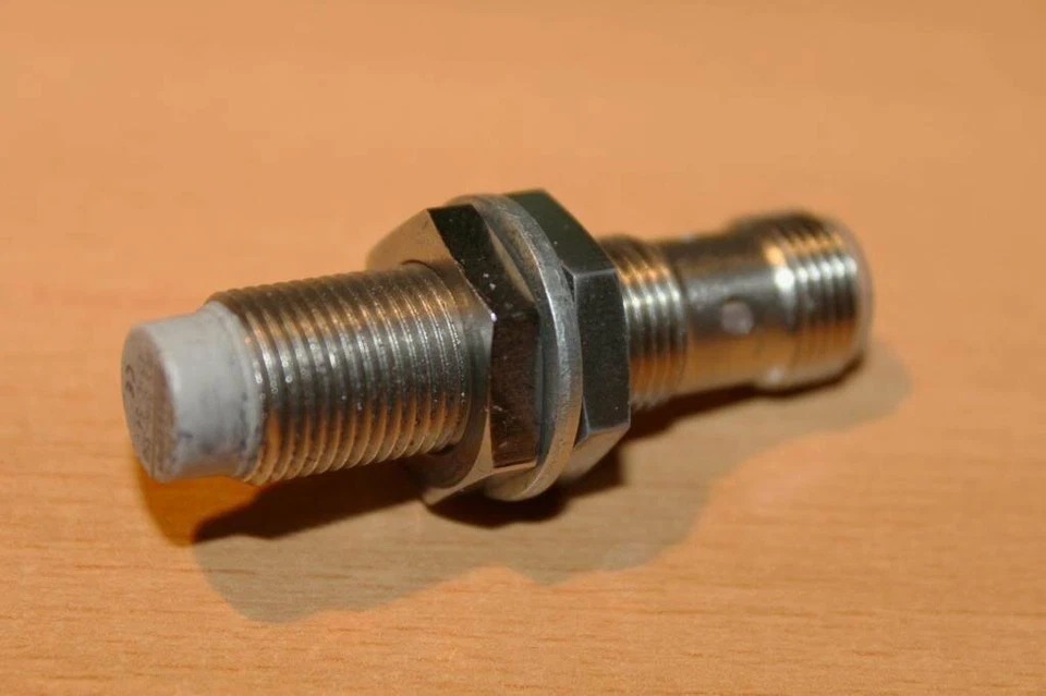 BALLUFF Industrial Proximity BES 516-356-E5-C-S4 SN1, 5mm Pnp Closer 10-30 - Image 1 of 1