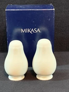 NEW! NIB! Mikasa Bridal White Salt & Pepper Shaker Set F4342 4” Tall - Picture 1 of 6
