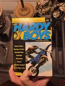 THE HARDY BOYS. ULTIMATE BOYS COLLECTION #1, 2005 PAPERBACK BY FRANKLIN W. DIXON - Bild 1 von 5