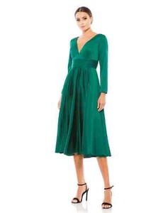 Mac Duggal Emerald Green Long Sleeve Plunge Neck Cocktail Midi Dress Size 6 $338 - Picture 1 of 4