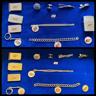 Conjunto de prototipo de accesorio de joyería de 25 piezas de oro y plata de los gigantes de SF de la década de 1960 ¿ÚNICO EN SU CLASE? Foto 1 de 4