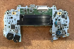Nintendo GameBoy Advance Motherboard - 32 Pin - Tested, working - Picture 1 of 2
