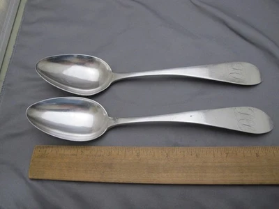 Par de cucharadas de plata de punta redonda Philadelphia Federal-John Ferguson Foto 1 de 4