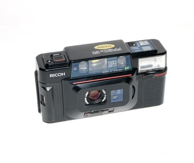 Ricoh FF-3AF fotocamera compatta super/analogica 35 mm  - Immagine 1 di 4